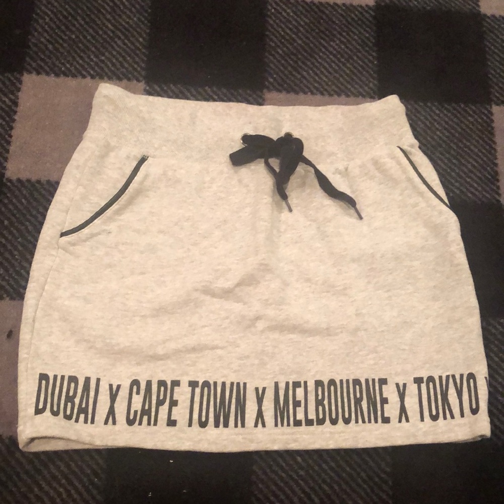 A sweatpants material mini skirt